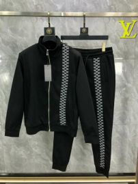 Picture of LV SweatSuits _SKULVM-3XL12yr0629200
